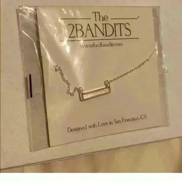 NWT The 2bandits Athens necklace - Picture 2 of 4